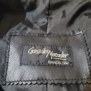 Abrigo/Chaquetón de piel negro