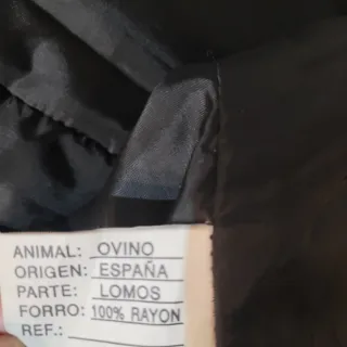 Abrigo/Chaquetón de piel negro