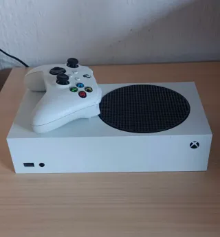 Xbox Series S Blanca + Mando Blanco