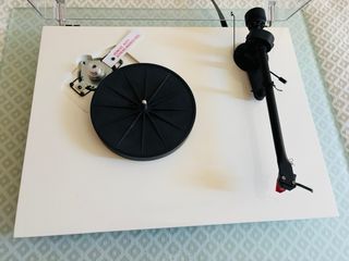 Giradischi Pro-Ject Debut III