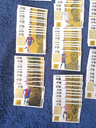 Liga este 25-26: cromos extra gold
