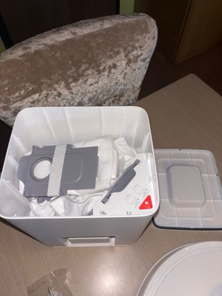 Robot aspirapolvere Roborock + base