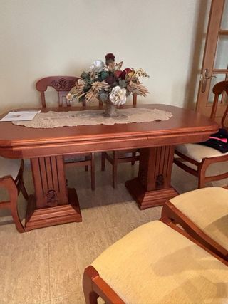 Mesa y 6 Sillas Comedor Madera
