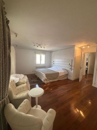 Casa adosada en alquiler en Valdezarza en Madrid