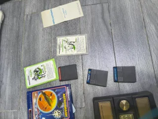 Console Intellivision con giochi