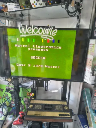 Console Intellivision con giochi