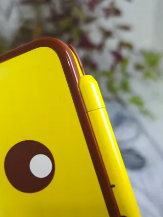 Consola Nintendo New 2DS XL Pikachu