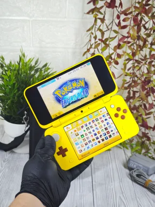 Consola Nintendo New 2DS XL Pikachu