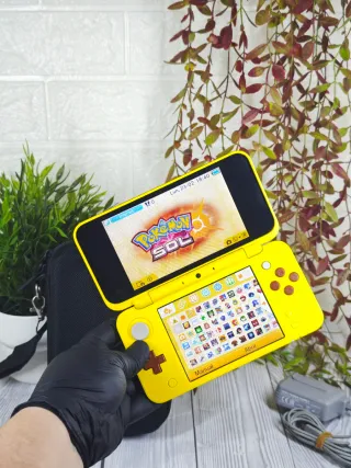 Consola Nintendo New 2DS XL Pikachu