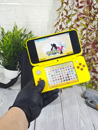Consola Nintendo New 2DS XL Pikachu