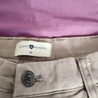 Pantalón Chino Álvaro Moreno Gris Talla 40