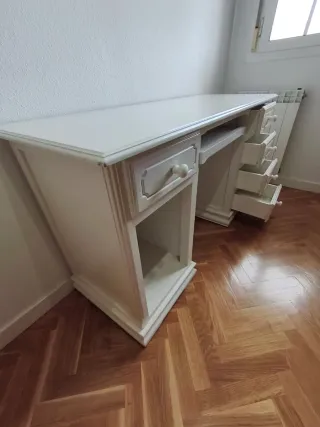 Escritorio blanco madera