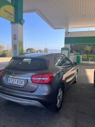 Mercedes-Benz GLA 2014
