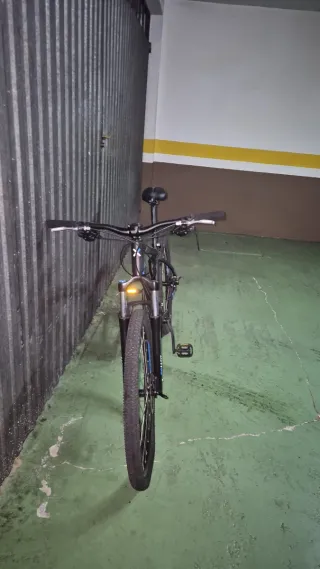 Bicicleta BTWIN básica. PARA REPARAR O PIEZAS