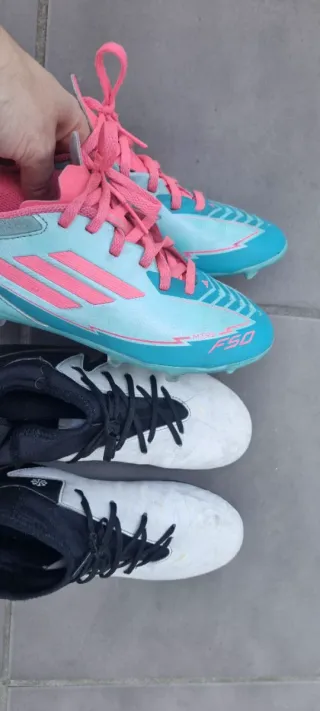 Botas de fútbol para niño