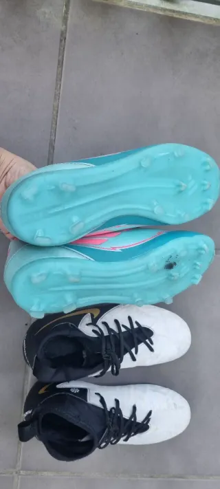 Botas de fútbol para niño