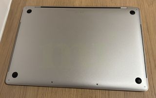 MacBook Pro 15 Touch Bar Plata