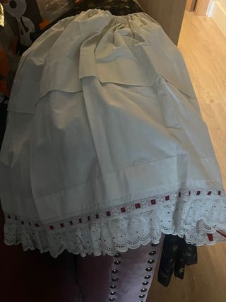 Traje Baturra Estampado Flores y enagua combinacio