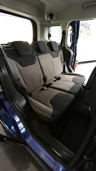 Ford Tourneo Courier Combi 2015
