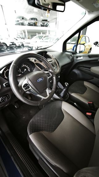 Ford Tourneo Courier Combi 2015