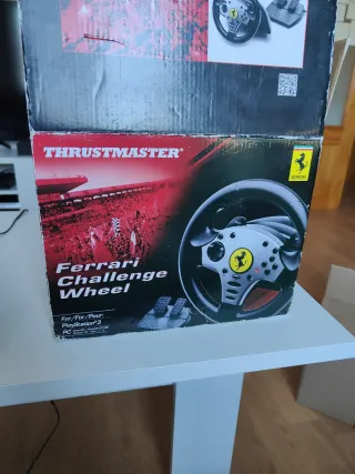 Volante Thrustmaster Ferrari PS3 y PC