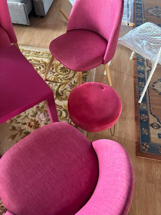 Conjunto sillas y butacas morado