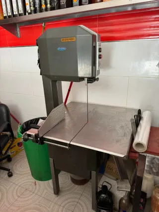 Sierra de corte Bizerba