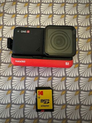 Insta360 ONE RS Cámara de Acción Negra/Roja