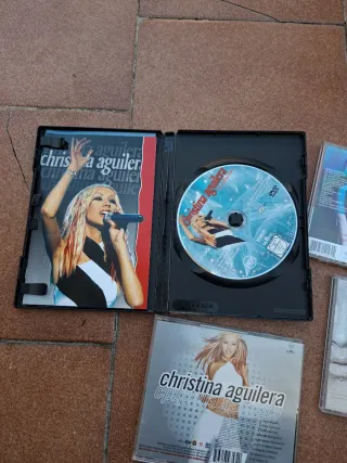 3 CDs y 1 DVD de Christina Aguilera