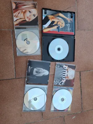 3 CDs y 1 DVD de Christina Aguilera