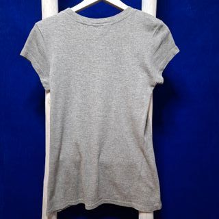 Camiseta Snoopy H&M Gris y Rosa