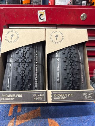 Cubiertas Specialized Rhombus Pro 700x42c