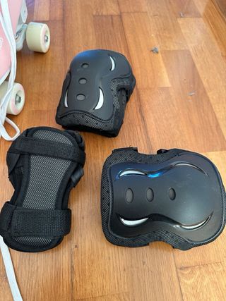 Patines 4 ruedas + protecciones