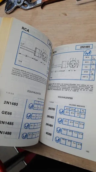 Libro de transistores
