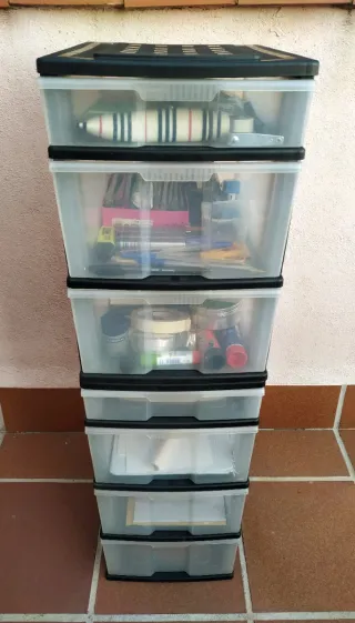 Dos Cajoneras Plástica Negras y Transparentes