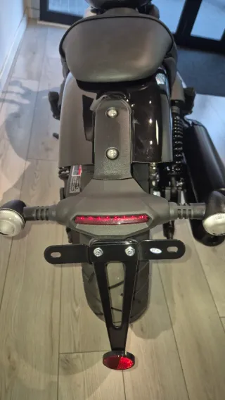 Benda Chinchilla 350 CVT Negra