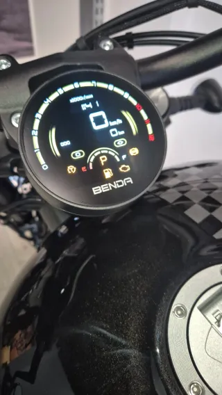 Benda Chinchilla 350 CVT Negra