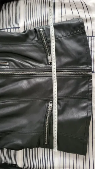 Cazadora motera cuero mujer talla M NUEVO