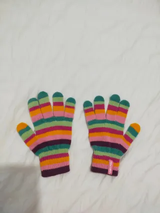 Guantes de rayas coloridos