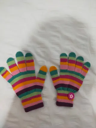 Guantes de rayas coloridos