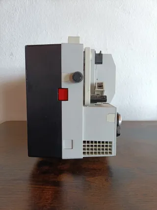 Proyector Eumig Mark S 807 D Super 8