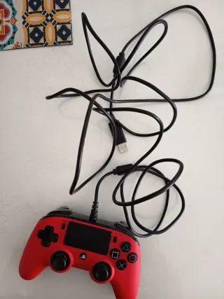 Mando PS4 Rojo con cable