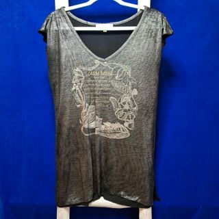 Camiseta gris efecto metalizado