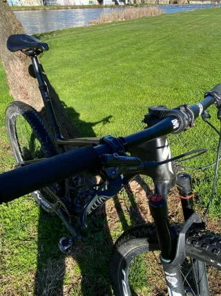 ¿Buscas una de las mejores bicis de XC del mercado