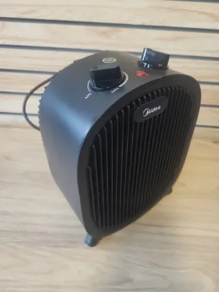 Calentador y ventilador Midea 2000 Series