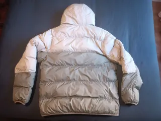 Abrigo Nike Storm-Fit Gris y Blanco Azulado