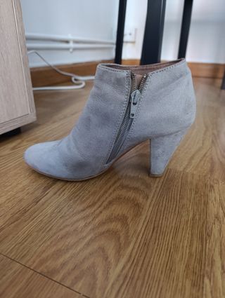 Botines grises tacón Krack - número 36