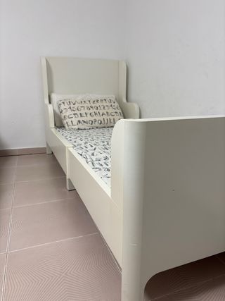 Cama infantil blanca ikea de 70 a 180