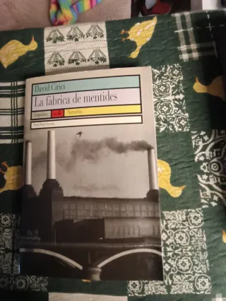 La fàbrica de mentides