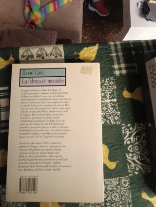 La fàbrica de mentides